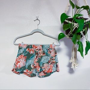 patagonia barely baggies shorts